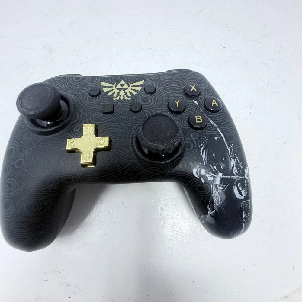 PowerA Nintendo Switch Wired Zelda Breath of Wild Controller Blk Gold 1503256-02